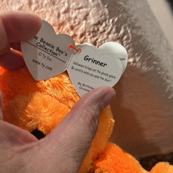 Ty Beanie Boo's Collection Grinner the Halloween Ghoul 7 inch NWT Stuffed Animal - Picture 5 of 7